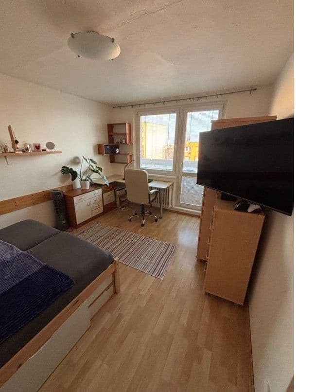 Prenájom bytu 1-izbový 32 m², Hraniční, Olomouc, Olomoucký kraj Prenájom bytu 1-izbový 32 m², Hraniční, Olomouc, Olomoucký kraj