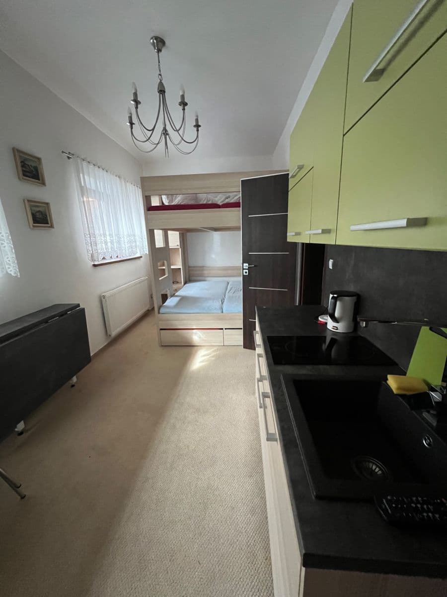 Prenájom bytu 1-izbový 30 m², Pec pod Sněžkou, Královéhradecký kraj Prenájom bytu 1-izbový 30 m², Pec pod Sněžkou, Královéhradecký kraj