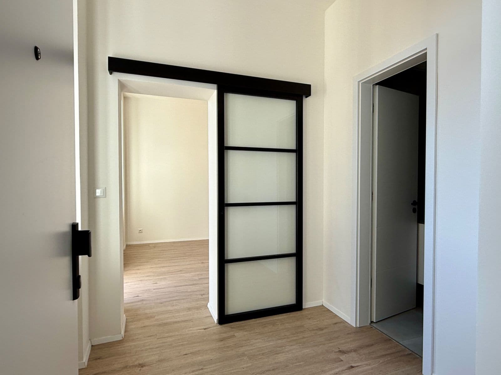 Prenájom bytu 1-izbový 29 m², Holečkova, Praha, Praha Prenájom bytu 1-izbový 29 m², Holečkova, Praha, Praha