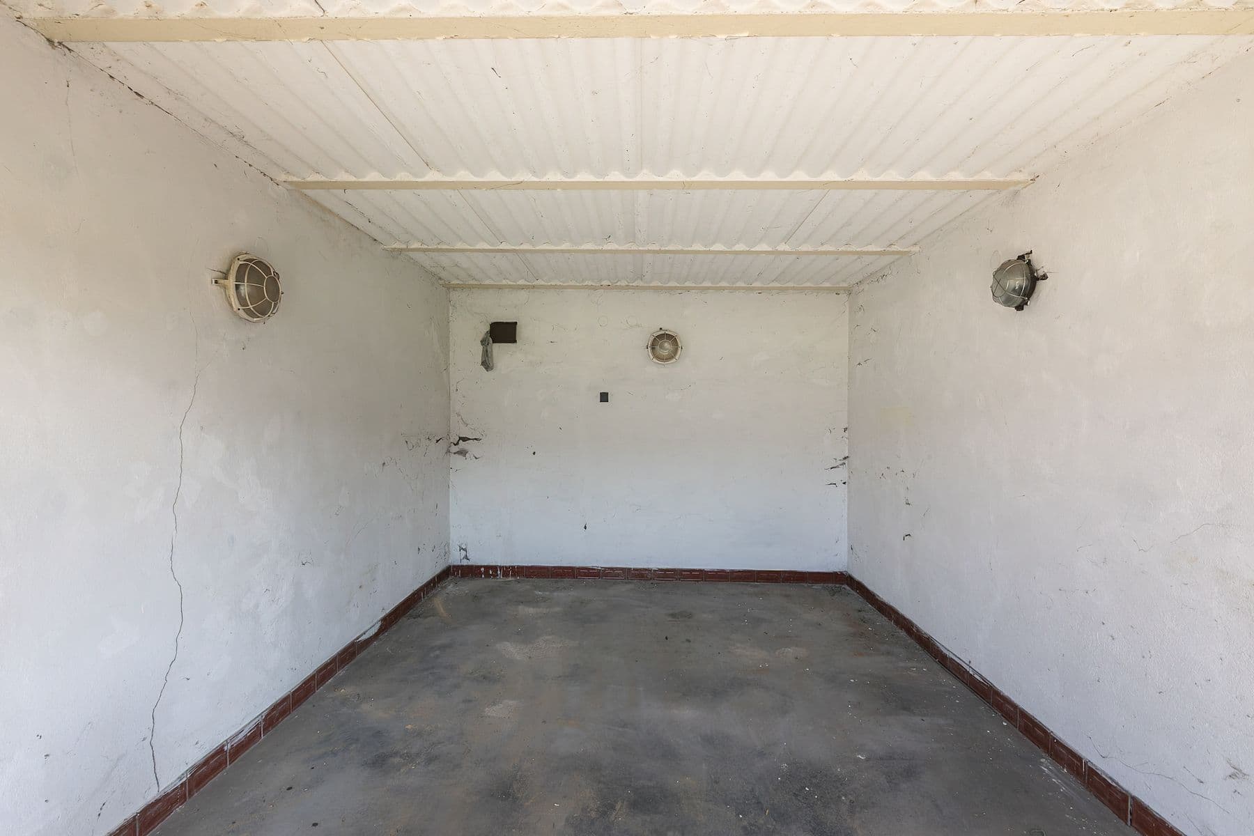 Predaj garáže 22 m², Sadská, Středočeský kraj Predaj garáže 22 m², Sadská, Středočeský kraj