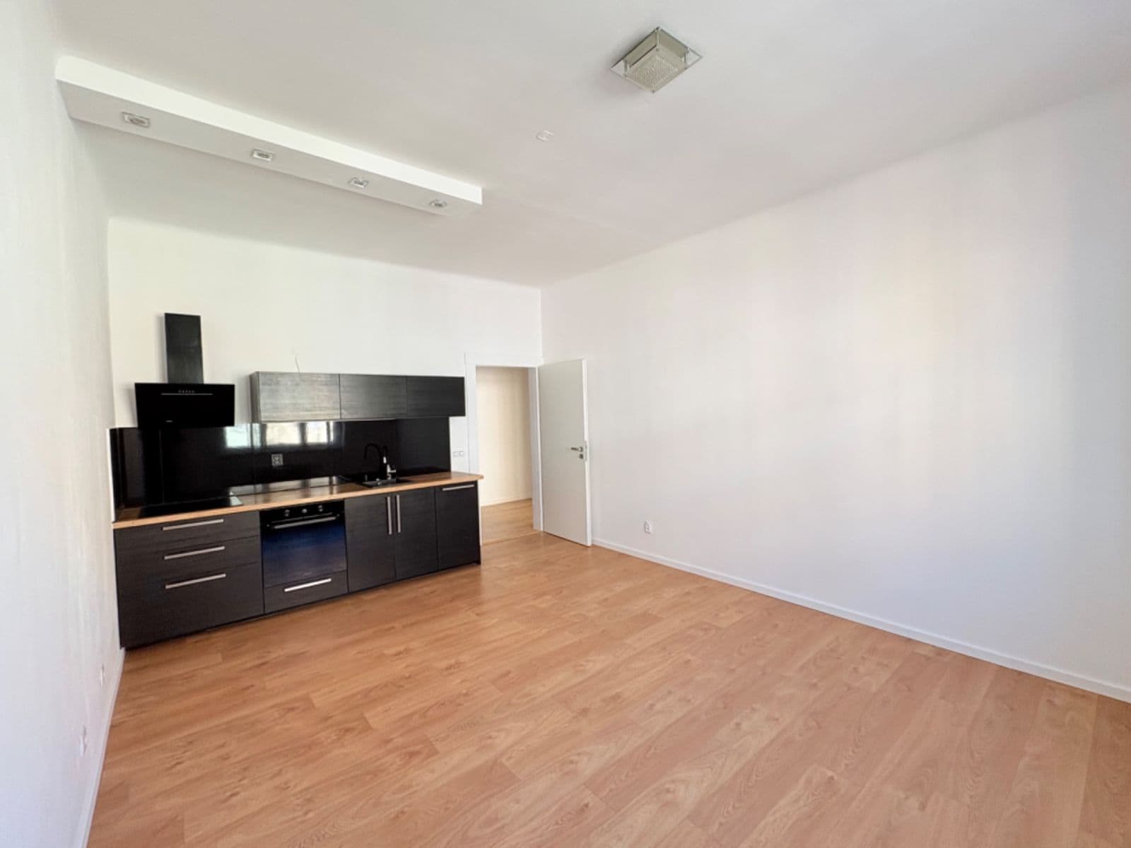 Prenájom bytu 2-izbový 56 m², Zelená, Praha, Praha Prenájom bytu 2-izbový 56 m², Zelená, Praha, Praha