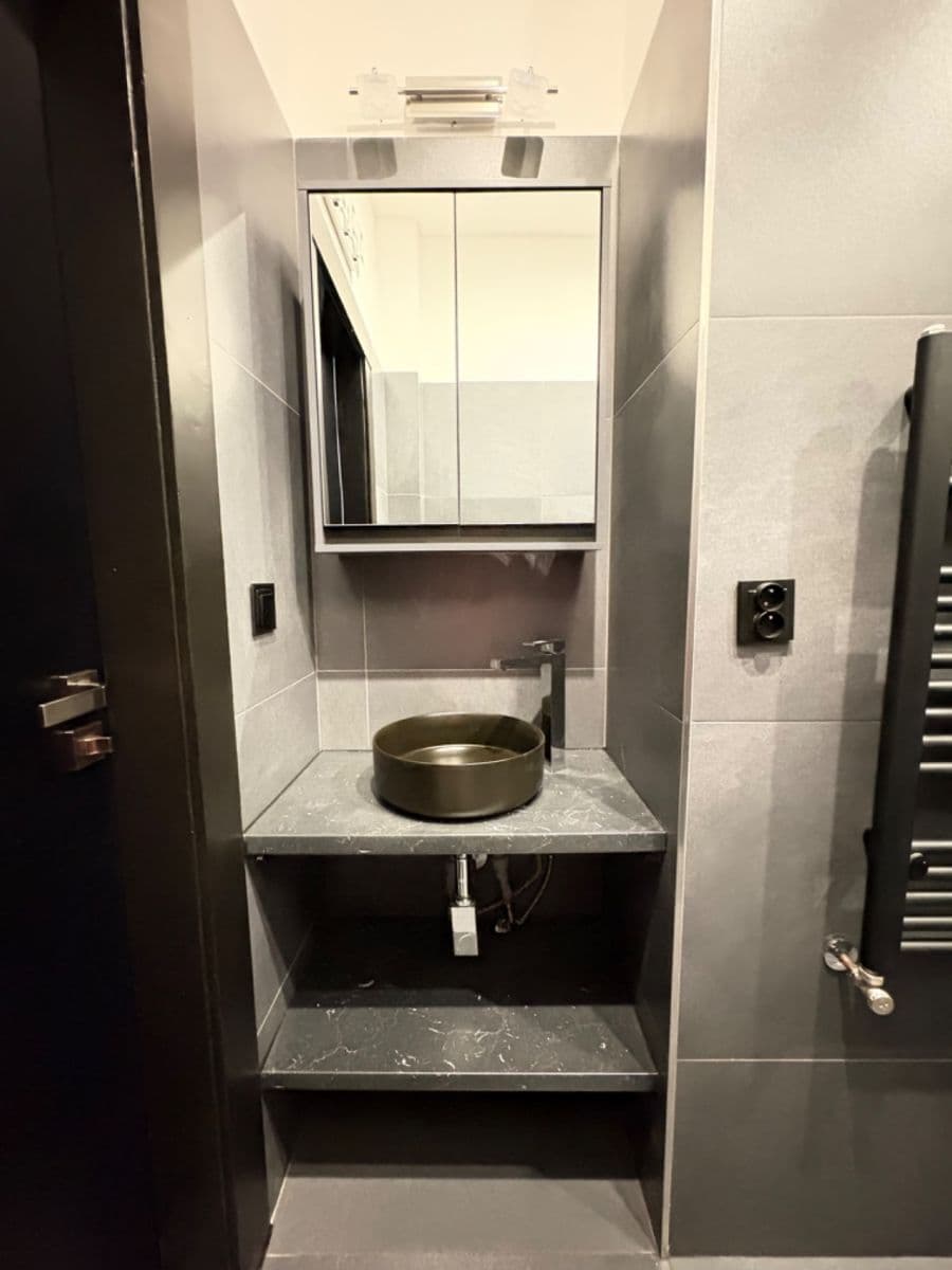 Prenájom bytu 2-izbový 56 m², Zelená, Praha, Praha Prenájom bytu 2-izbový 56 m², Zelená, Praha, Praha