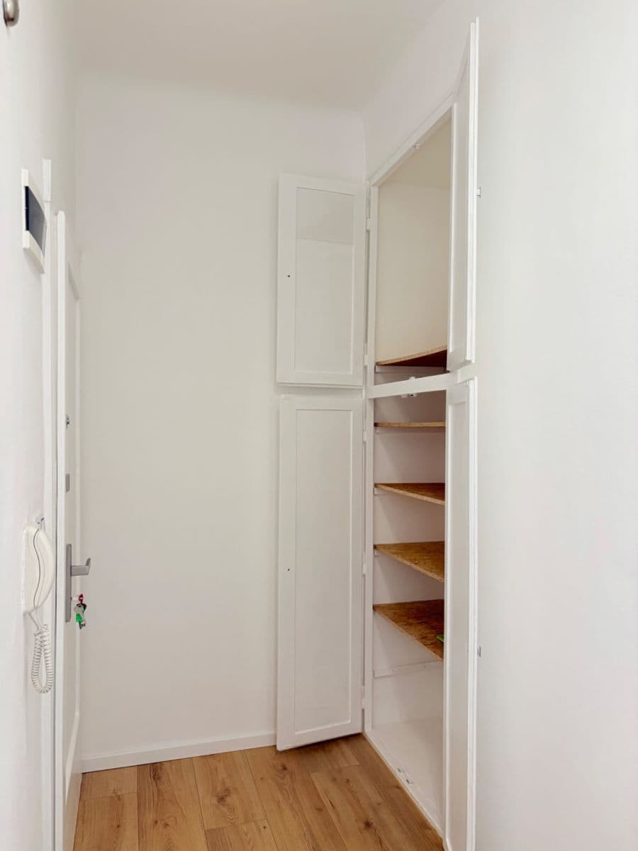 Prenájom bytu 2-izbový 56 m², Zelená, Praha, Praha Prenájom bytu 2-izbový 56 m², Zelená, Praha, Praha