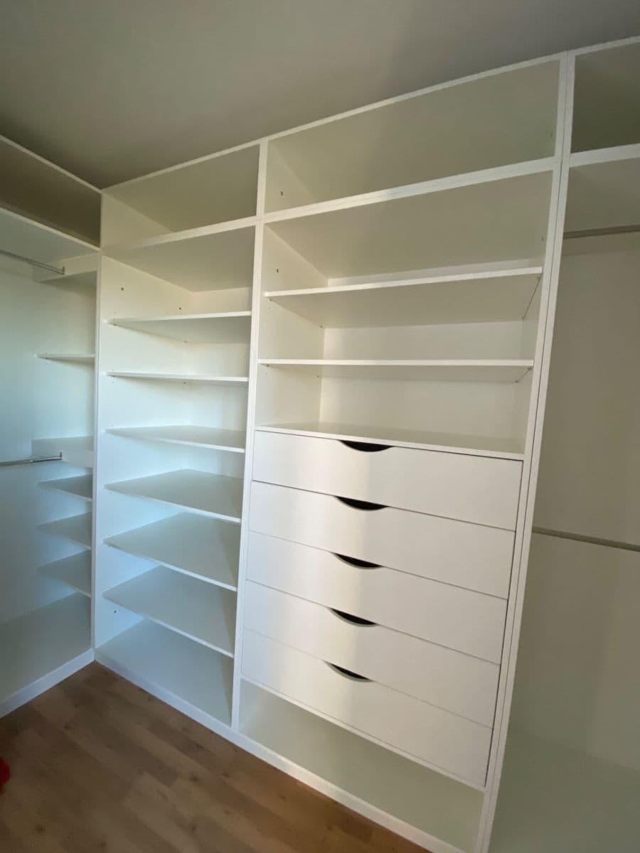 Prenájom bytu 3-izbový 60 m², Ecksteinova, Chýně, Středočeský kraj Prenájom bytu 3-izbový 60 m², Ecksteinova, Chýně, Středočeský kraj