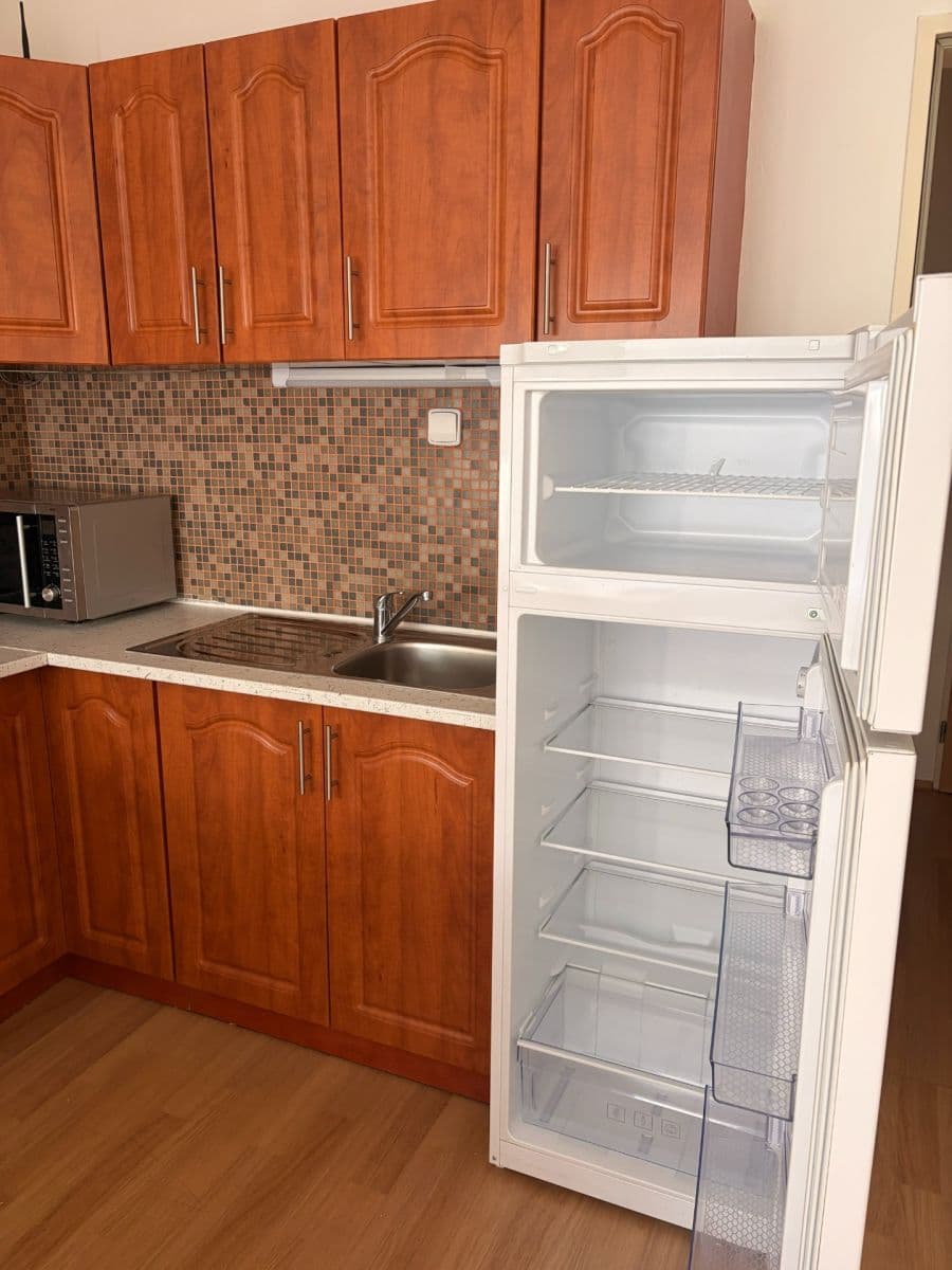 Prenájom bytu 1-izbový 32 m², Herlíkovická, Praha, Praha Prenájom bytu 1-izbový 32 m², Herlíkovická, Praha, Praha