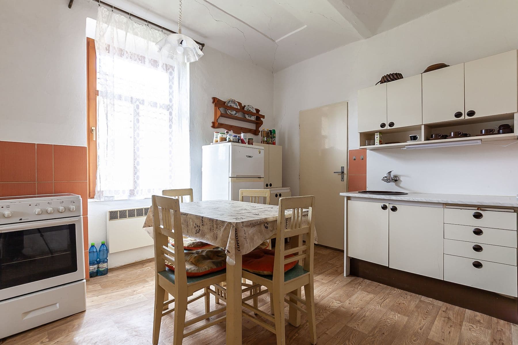 Predaj domu 147 m², pozemek 6.131 m², Dolní Kralovice, Praha Predaj domu 147 m², pozemek 6.131 m², Dolní Kralovice, Praha