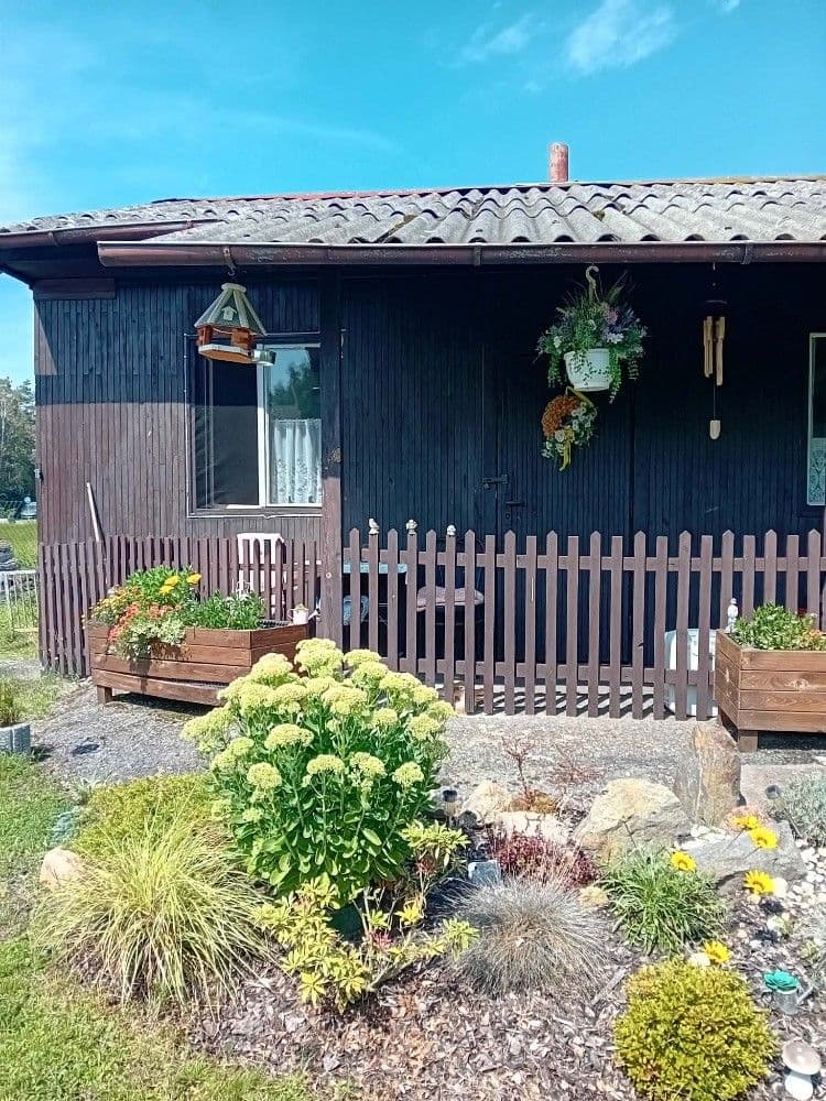 Predaj rekreačného objektu 42 m², pozemek 196 m², Řípec, Jihočeský kraj Predaj rekreačného objektu 42 m², pozemek 196 m², Řípec, Jihočeský kraj