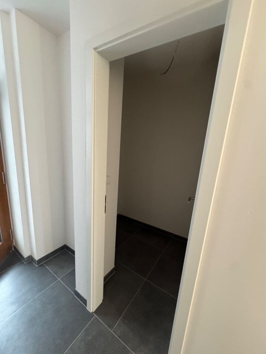 Prenájom bytu 2-izbový 51 m², Bělohorská, Praha, Praha Prenájom bytu 2-izbový 51 m², Bělohorská, Praha, Praha