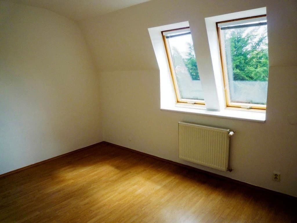 Prenájom bytu 4-izbový 129 m², Medkova, Praha, Praha Prenájom bytu 4-izbový 129 m², Medkova, Praha, Praha