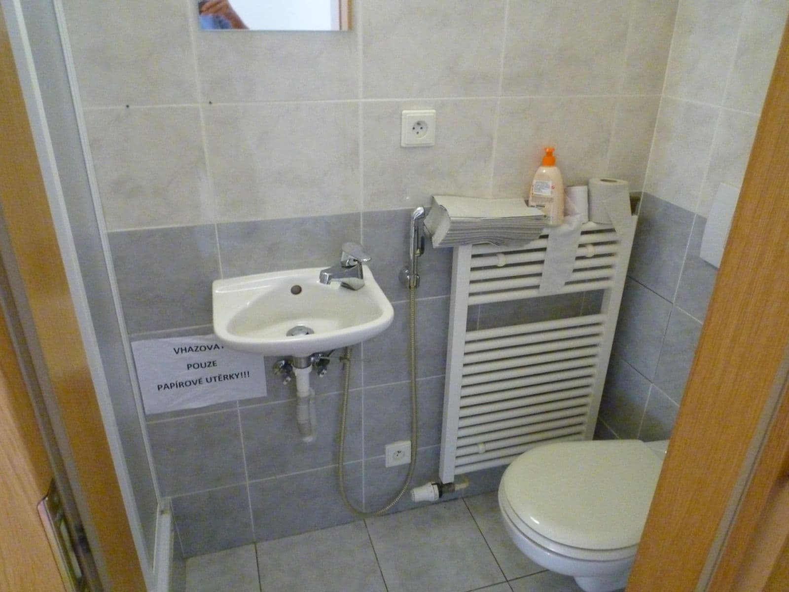 Prenájom bytu 4-izbový 129 m², Medkova, Praha, Praha Prenájom bytu 4-izbový 129 m², Medkova, Praha, Praha