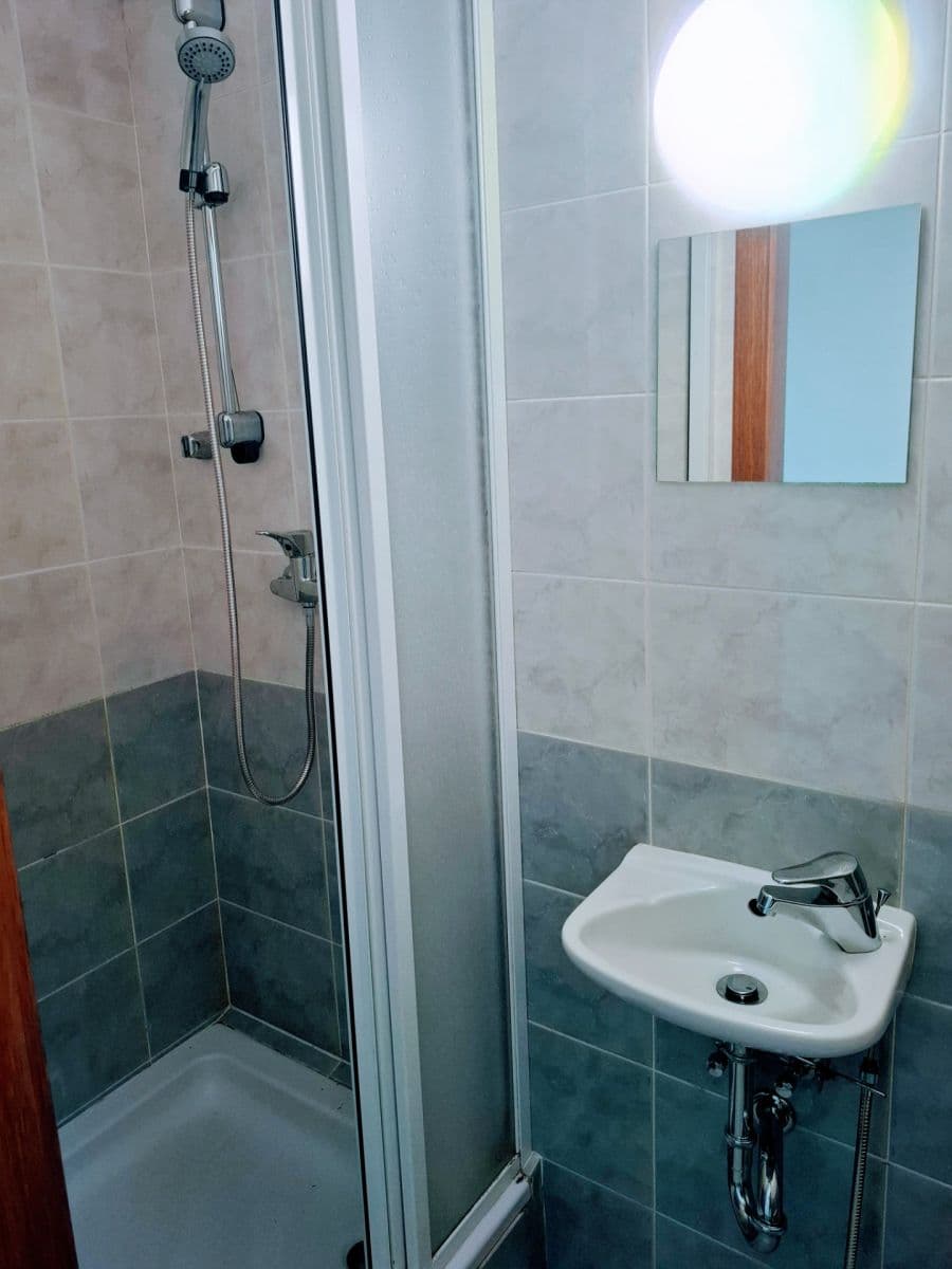 Prenájom bytu 4-izbový 129 m², Medkova, Praha, Praha Prenájom bytu 4-izbový 129 m², Medkova, Praha, Praha
