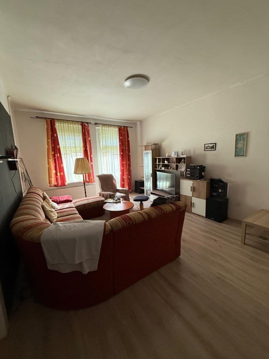 Prenájom bytu 2-izbový 95 m², Mostecká, Teplice, Ústecký kraj Prenájom bytu 2-izbový 95 m², Mostecká, Teplice, Ústecký kraj