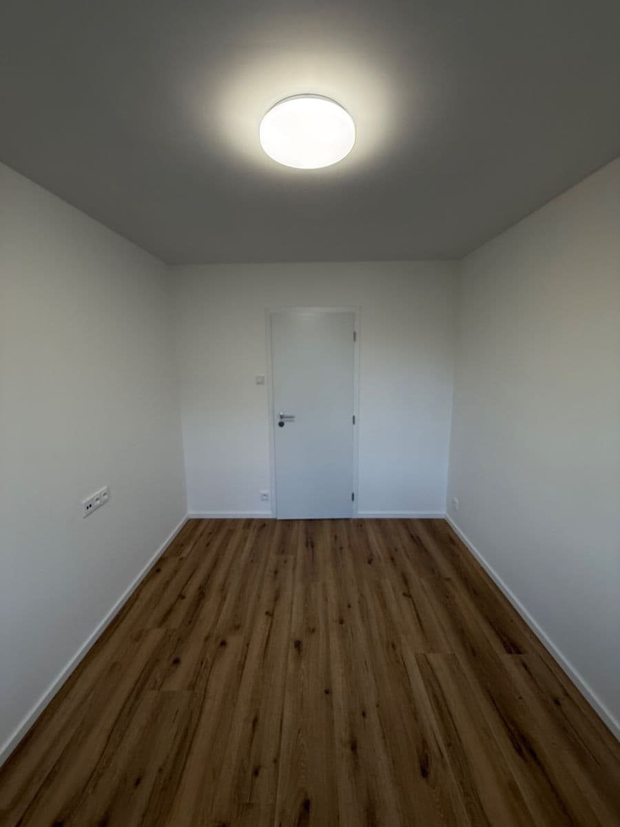 Prenájom bytu 2-izbový 41 m², Trnovanská, Teplice, Ústecký kraj Prenájom bytu 2-izbový 41 m², Trnovanská, Teplice, Ústecký kraj