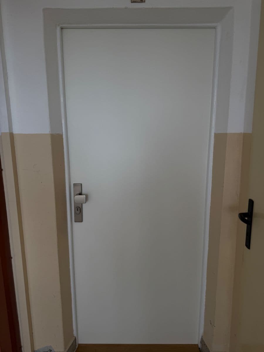 Prenájom bytu 2-izbový 41 m², Trnovanská, Teplice, Ústecký kraj Prenájom bytu 2-izbový 41 m², Trnovanská, Teplice, Ústecký kraj