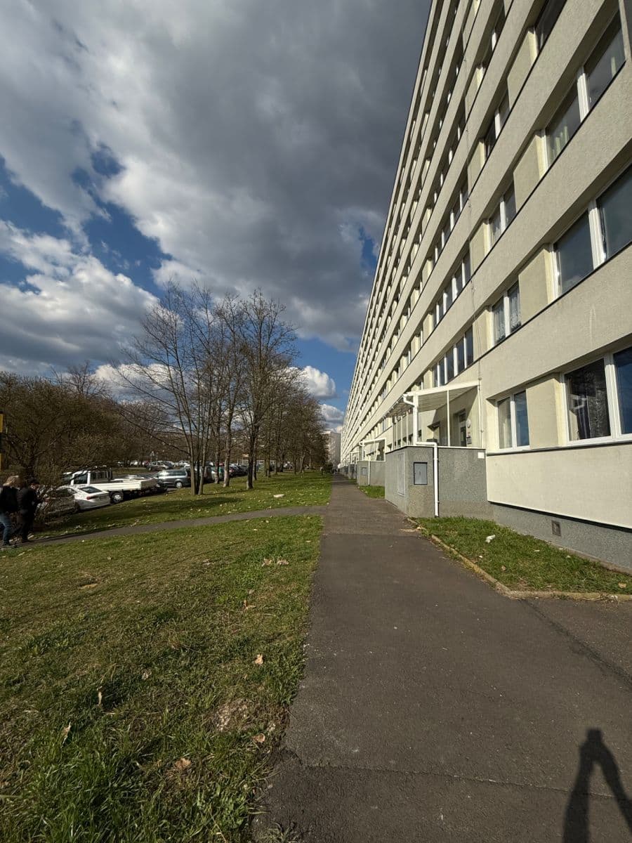 Prenájom bytu 2-izbový 41 m², Trnovanská, Teplice, Ústecký kraj Prenájom bytu 2-izbový 41 m², Trnovanská, Teplice, Ústecký kraj