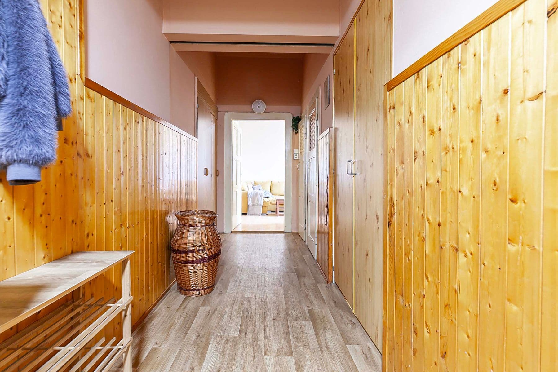 Predaj bytu 2-izbový 58 m², V Háji, Praha, Praha Predaj bytu 2-izbový 58 m², V Háji, Praha, Praha