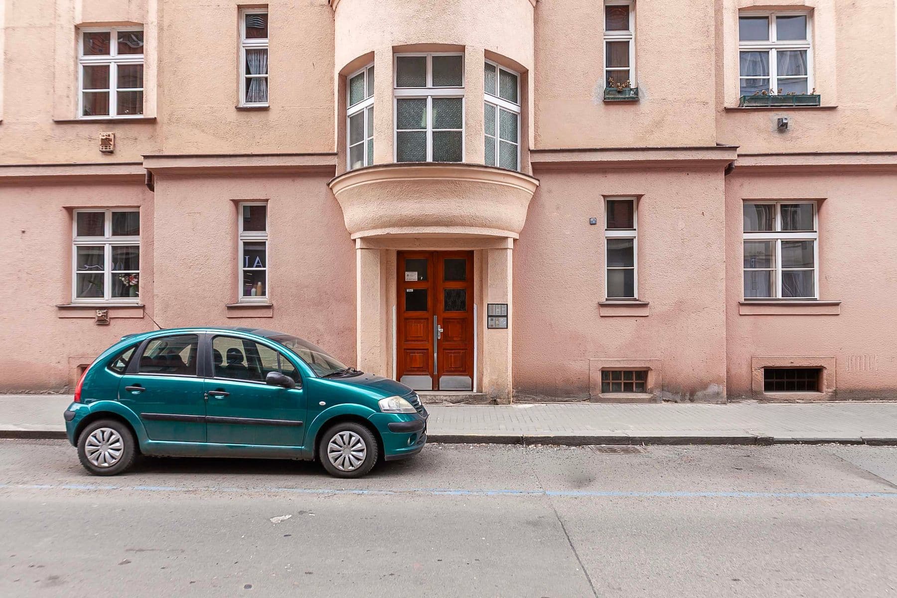 Predaj bytu 2-izbový 58 m², V Háji, Praha, Praha Predaj bytu 2-izbový 58 m², V Háji, Praha, Praha