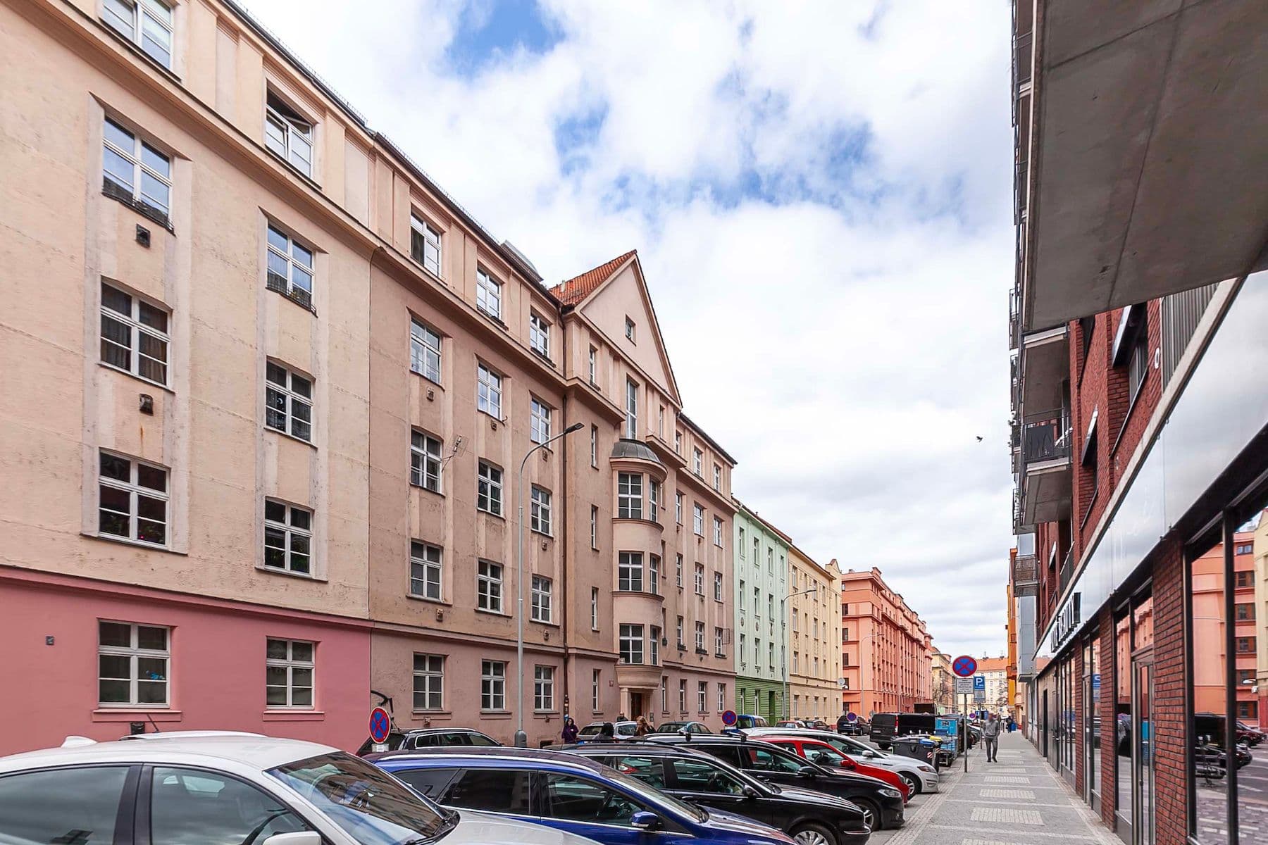 Predaj bytu 2-izbový 58 m², V Háji, Praha, Praha Predaj bytu 2-izbový 58 m², V Háji, Praha, Praha