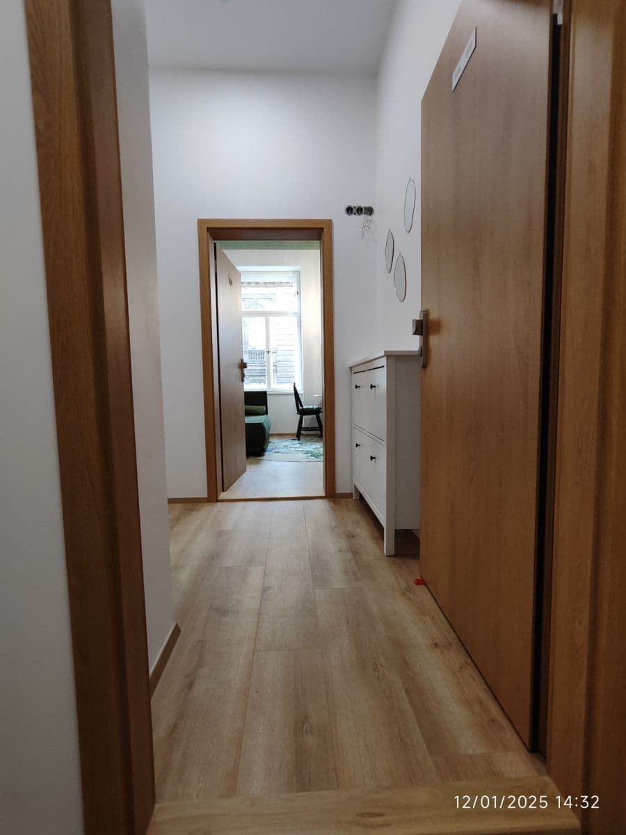 Predaj bytu 1-izbový 18 m², Sokolská, Praha, Praha Predaj bytu 1-izbový 18 m², Sokolská, Praha, Praha