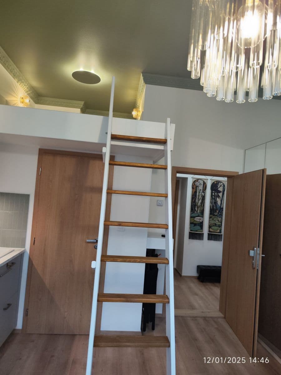 Predaj bytu 1-izbový 18 m², Sokolská, Praha, Praha Predaj bytu 1-izbový 18 m², Sokolská, Praha, Praha