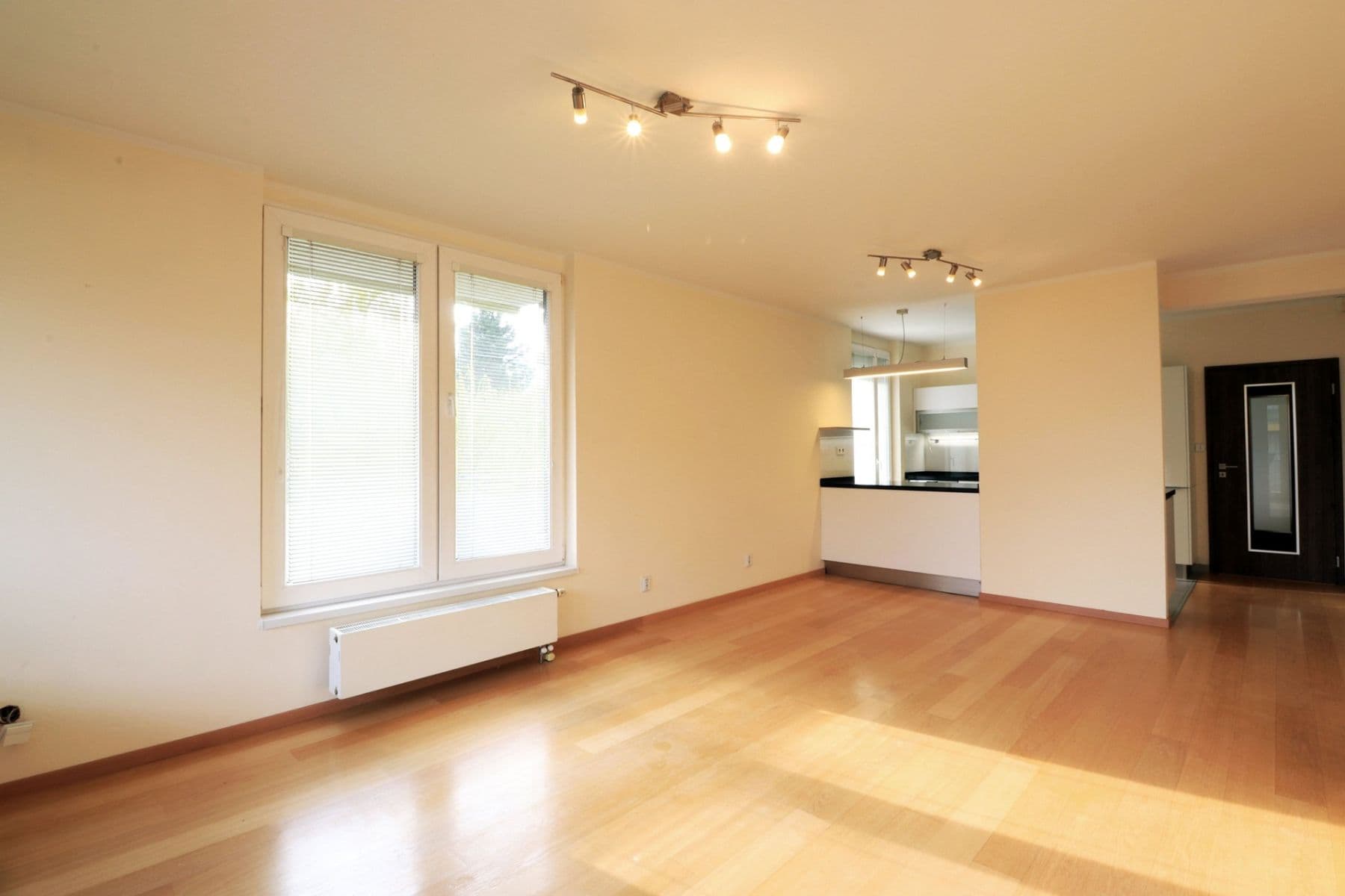 Prenájom bytu 4-izbový 114 m², K Haltýři, Praha, Praha Prenájom bytu 4-izbový 114 m², K Haltýři, Praha, Praha