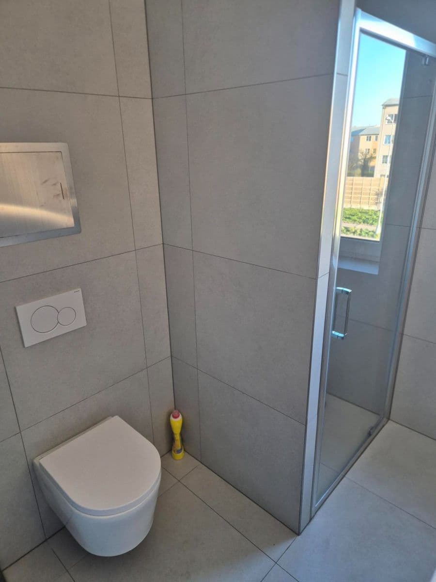 Prenájom bytu 1-izbový 37 m², Pražská, Kolín, Středočeský kraj Prenájom bytu 1-izbový 37 m², Pražská, Kolín, Středočeský kraj