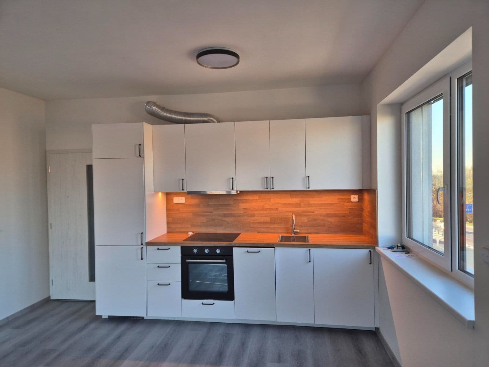 Prenájom bytu 1-izbový 37 m², Pražská, Kolín, Středočeský kraj Prenájom bytu 1-izbový 37 m², Pražská, Kolín, Středočeský kraj