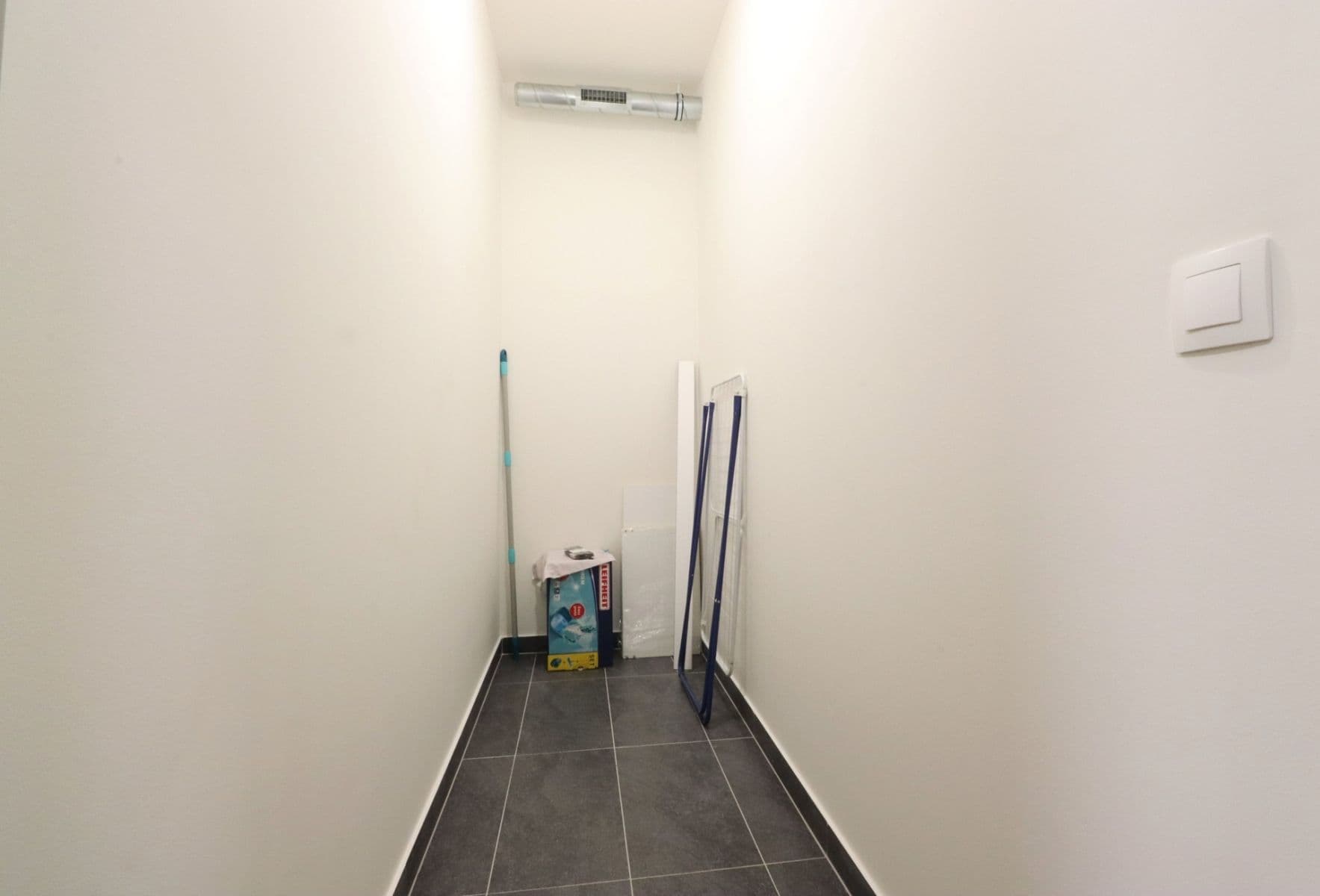 Prenájom bytu 1-izbový 40 m², Vorařská, Praha, Praha Prenájom bytu 1-izbový 40 m², Vorařská, Praha, Praha