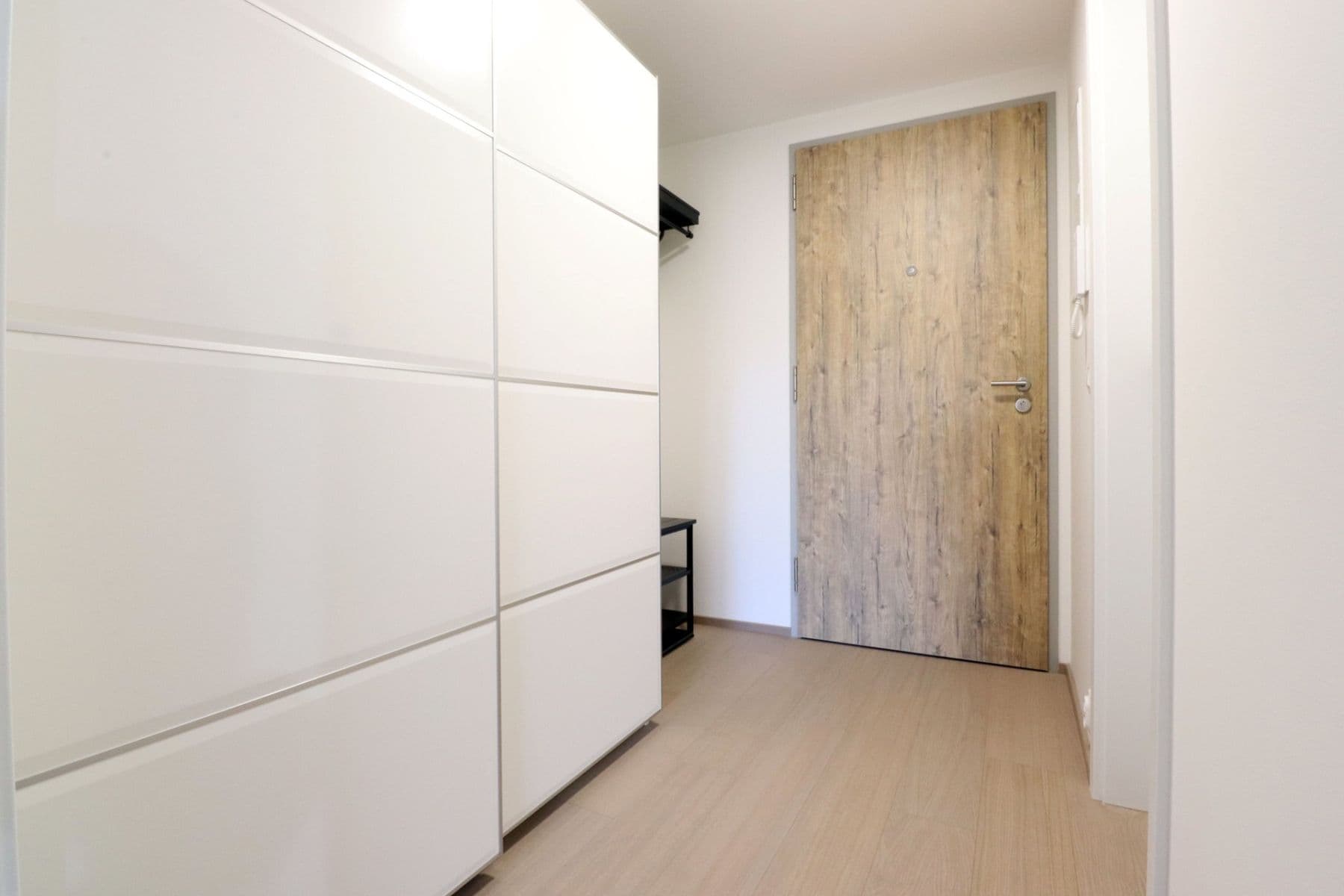 Prenájom bytu 1-izbový 40 m², Vorařská, Praha, Praha Prenájom bytu 1-izbový 40 m², Vorařská, Praha, Praha
