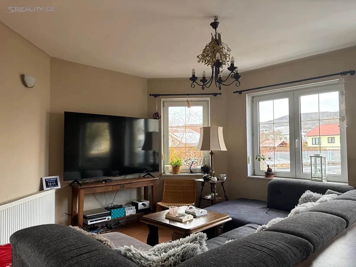 Predaj domu 396 m², pozemek 660 m², Karla Čapka, Chomutov, Ústecký kraj Predaj domu 396 m², pozemek 660 m², Karla Čapka, Chomutov, Ústecký kraj