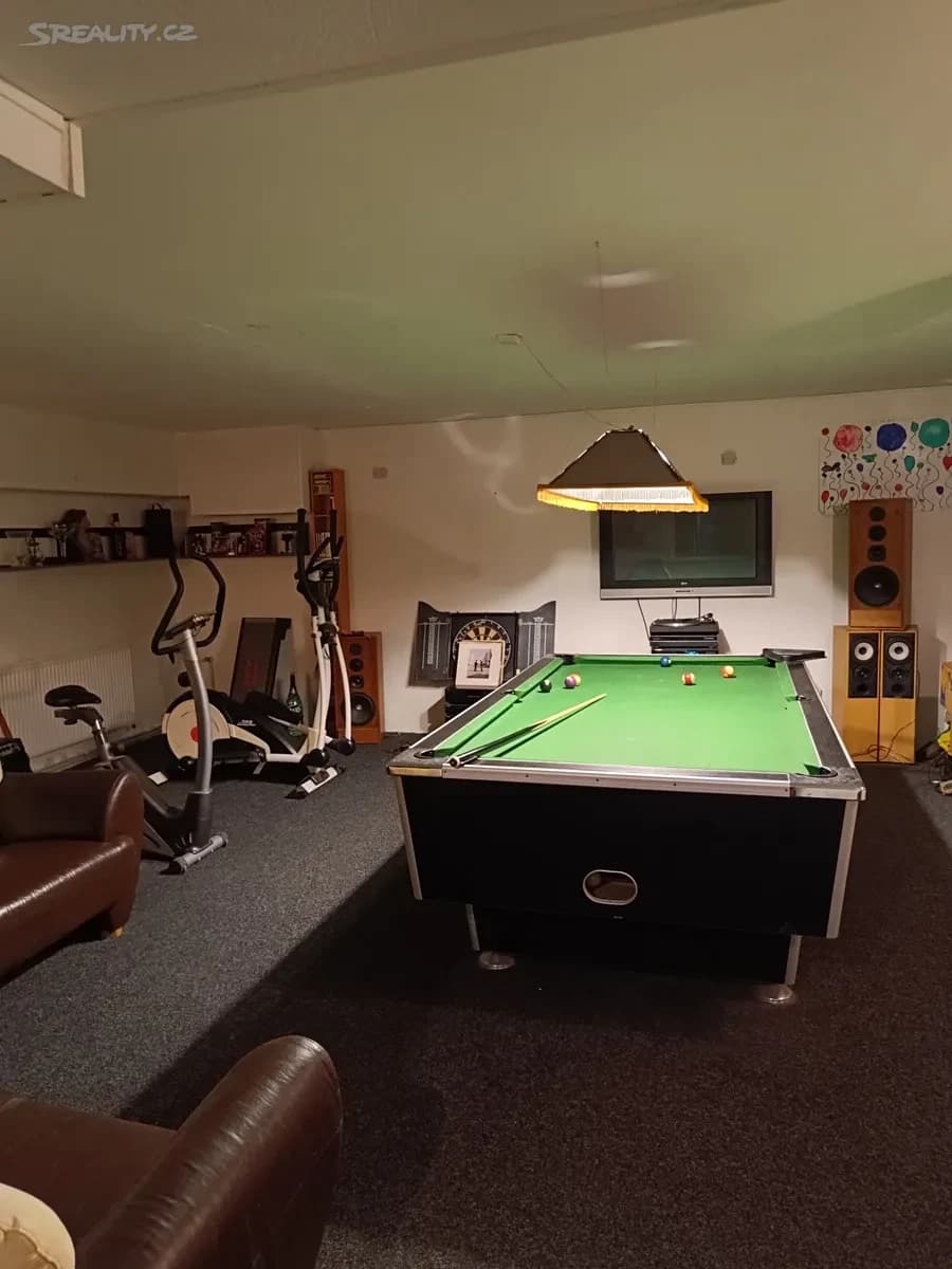 Predaj domu 396 m², pozemek 660 m², Karla Čapka, Chomutov, Ústecký kraj Predaj domu 396 m², pozemek 660 m², Karla Čapka, Chomutov, Ústecký kraj