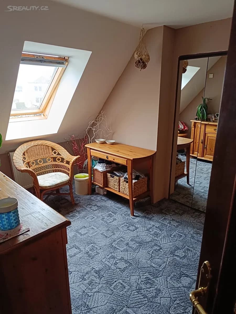 Predaj domu 396 m², pozemek 660 m², Karla Čapka, Chomutov, Ústecký kraj Predaj domu 396 m², pozemek 660 m², Karla Čapka, Chomutov, Ústecký kraj