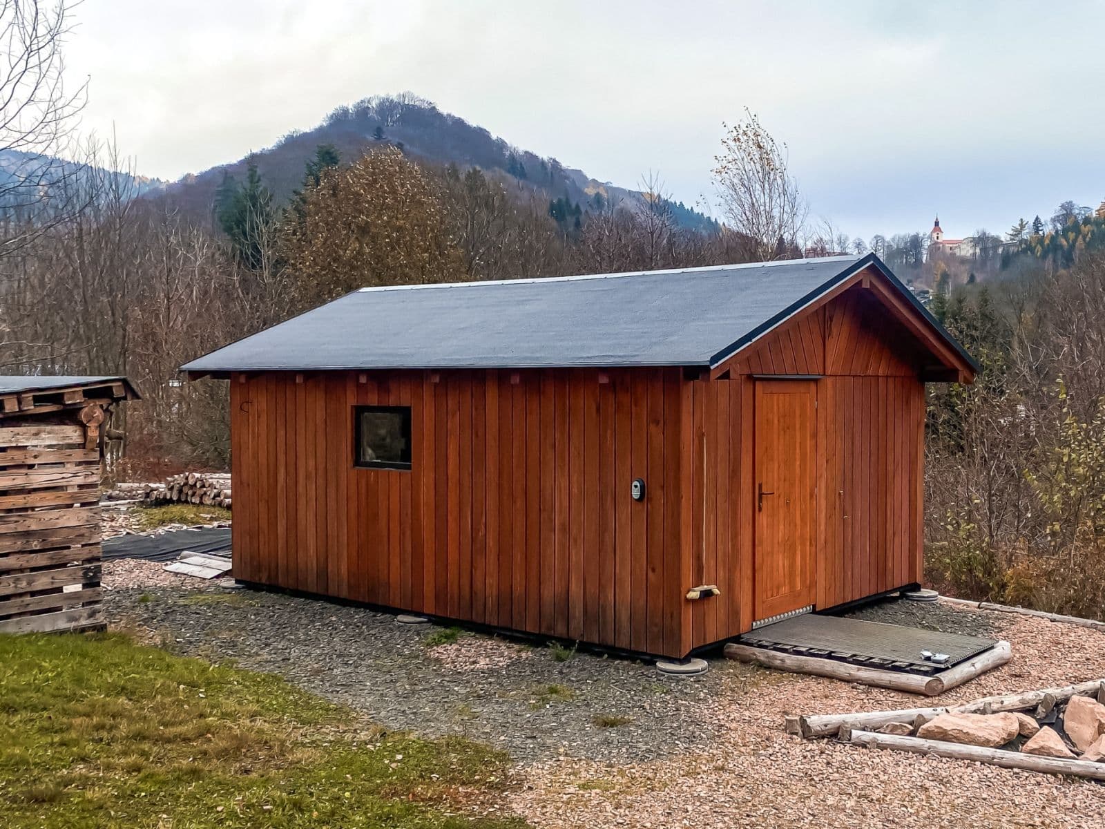 Predaj rekreačného objektu 167 m², pozemek 1.484 m², Žacléř, Královéhradecký kraj Predaj rekreačného objektu 167 m², pozemek 1.484 m², Žacléř, Královéhradecký kraj