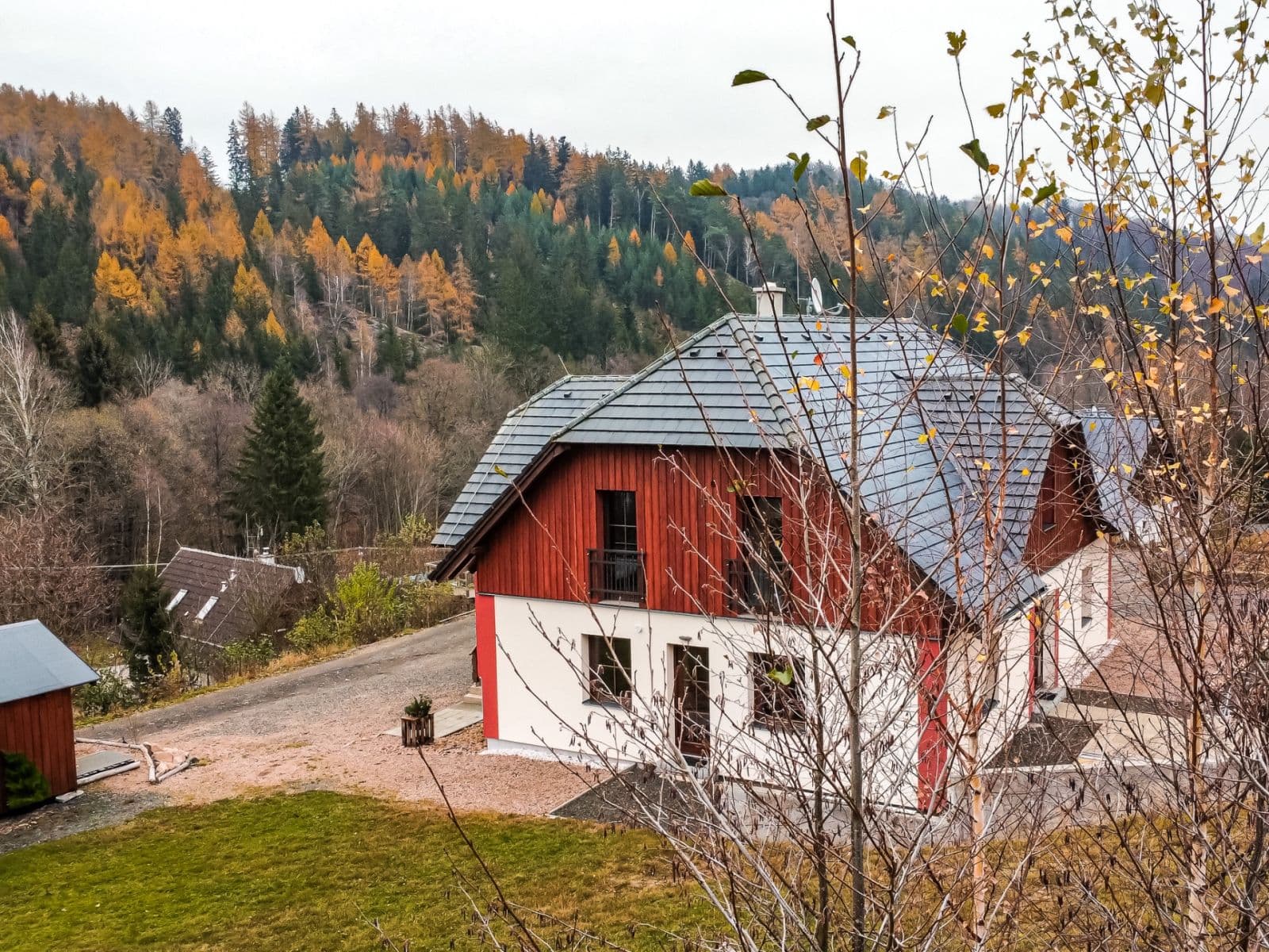 Predaj rekreačného objektu 167 m², pozemek 1.484 m², Žacléř, Královéhradecký kraj Predaj rekreačného objektu 167 m², pozemek 1.484 m², Žacléř, Královéhradecký kraj
