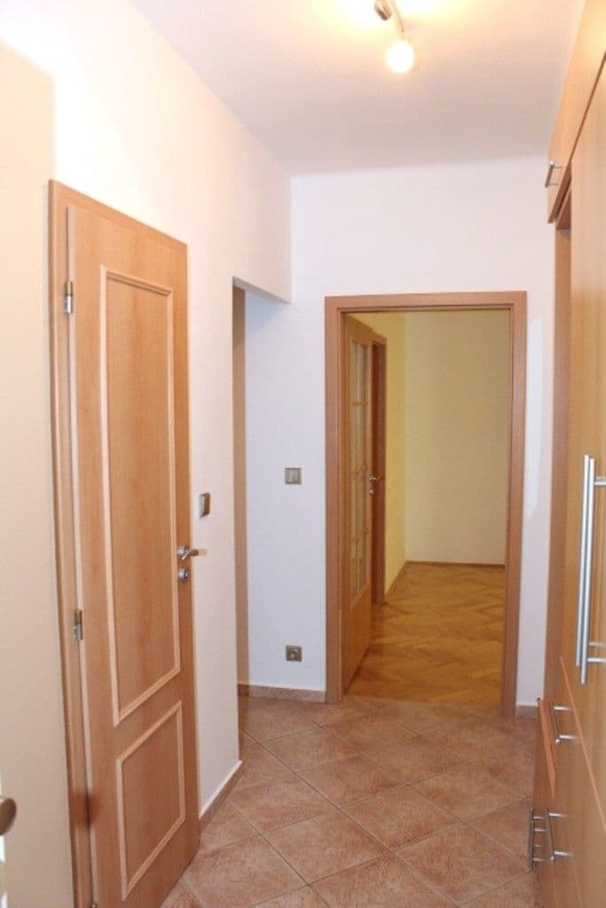 Prenájom bytu 2-izbový 54 m², Blatenská, Plzeň, Plzeňský kraj Prenájom bytu 2-izbový 54 m², Blatenská, Plzeň, Plzeňský kraj