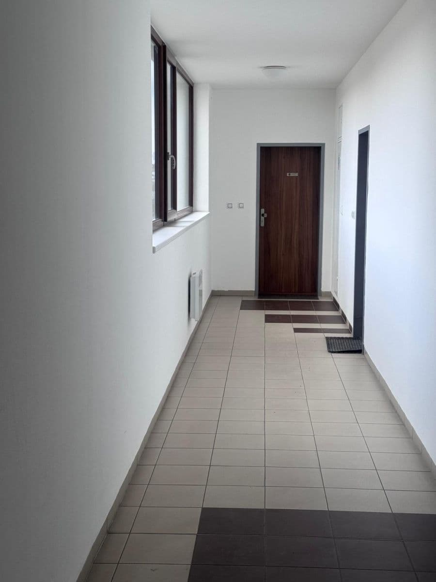 Prenájom bytu 3-izbový 70 m², Řípská, Brno, Jihomoravský kraj Prenájom bytu 3-izbový 70 m², Řípská, Brno, Jihomoravský kraj