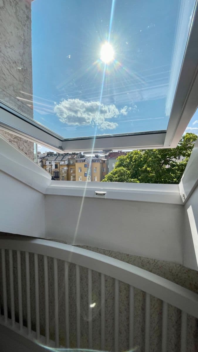 Prenájom bytu 1-izbový 25 m², Lublaňská, Praha, Praha Prenájom bytu 1-izbový 25 m², Lublaňská, Praha, Praha