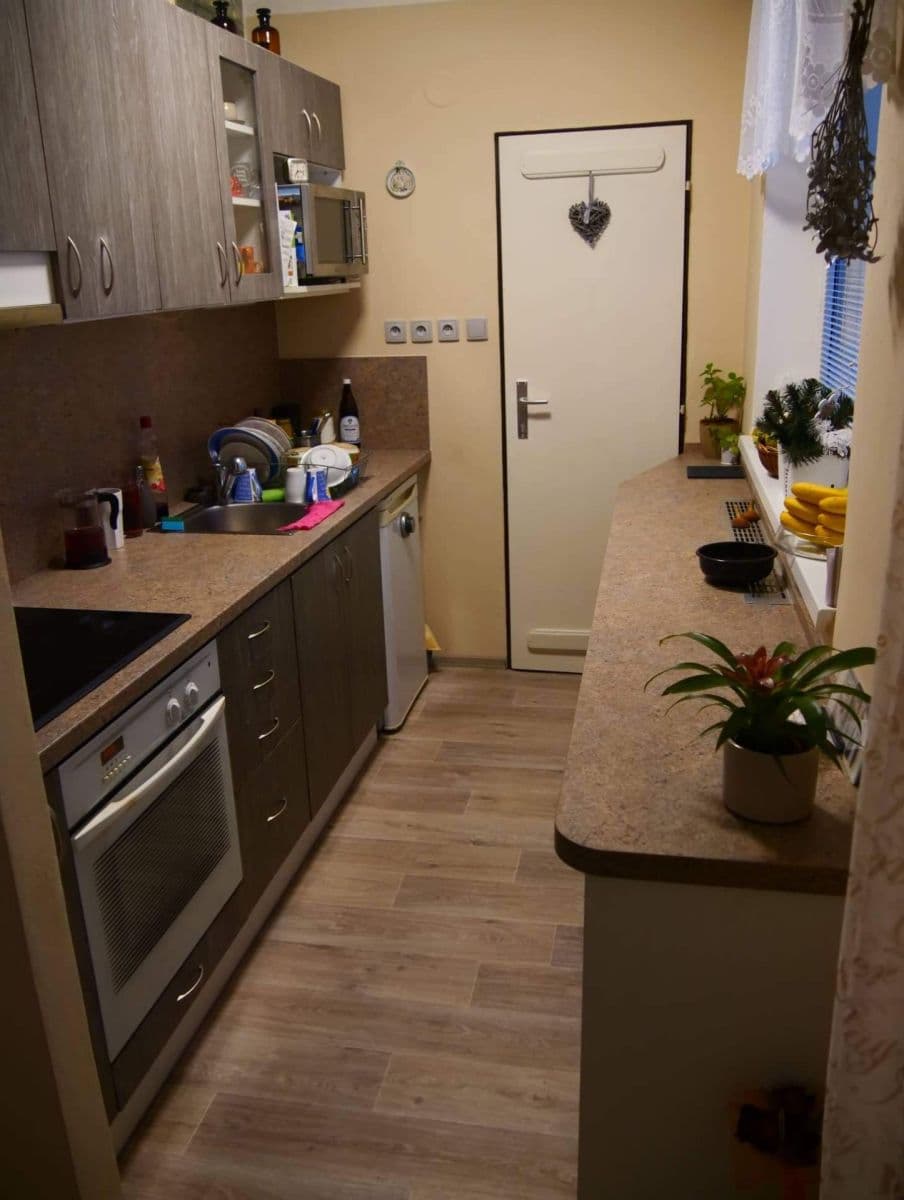 Prenájom bytu 3-izbový 82 m², Dolní Čermná, Pardubický kraj Prenájom bytu 3-izbový 82 m², Dolní Čermná, Pardubický kraj