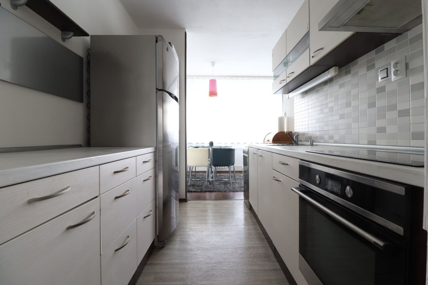 Prenájom bytu 3-izbový 73 m², Prusíkova, Praha, Praha Prenájom bytu 3-izbový 73 m², Prusíkova, Praha, Praha