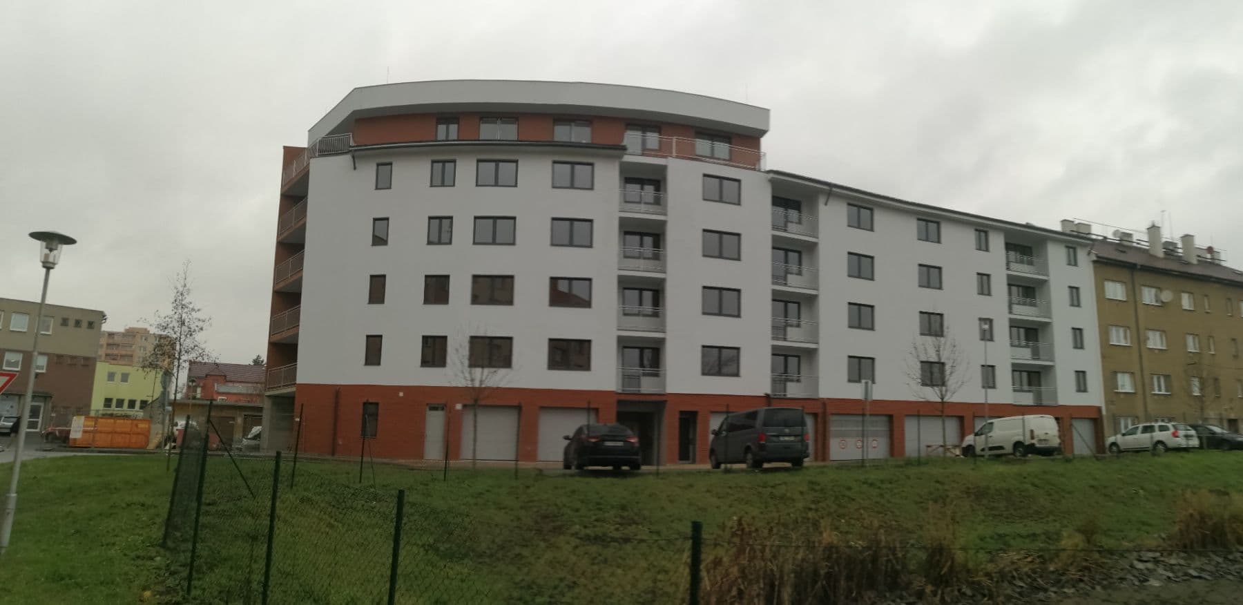 Prenájom garáže 15 m², Jiřího z Poděbrad, Hranice, Olomoucký kraj Prenájom garáže 15 m², Jiřího z Poděbrad, Hranice, Olomoucký kraj