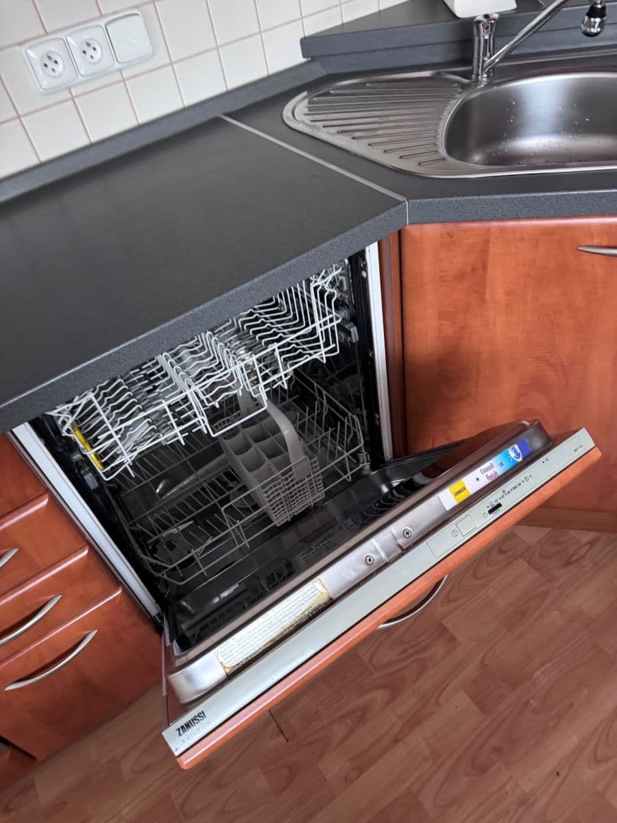 Prenájom bytu 2-izbový 67 m², Mirotická, Praha, Praha Prenájom bytu 2-izbový 67 m², Mirotická, Praha, Praha