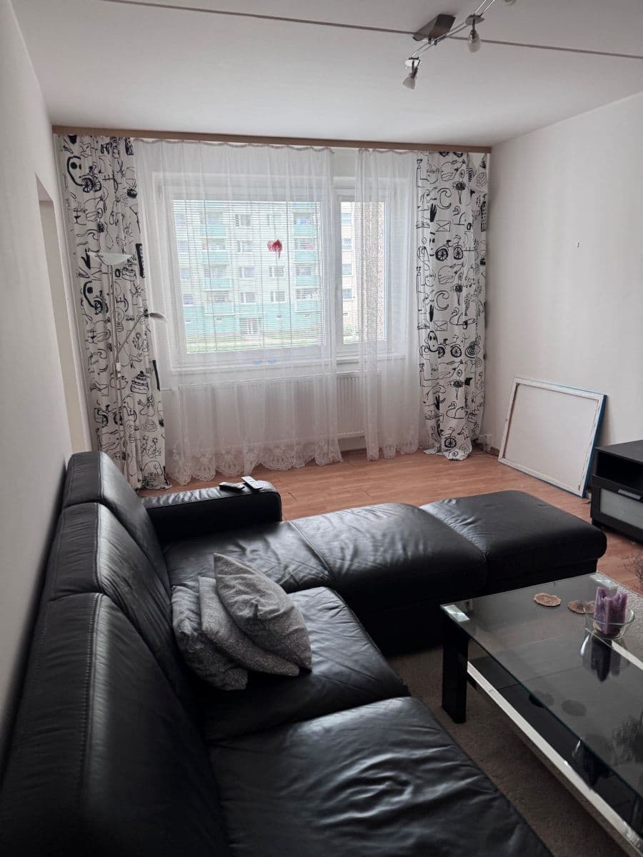 Prenájom bytu 2-izbový 67 m², Mirotická, Praha, Praha Prenájom bytu 2-izbový 67 m², Mirotická, Praha, Praha