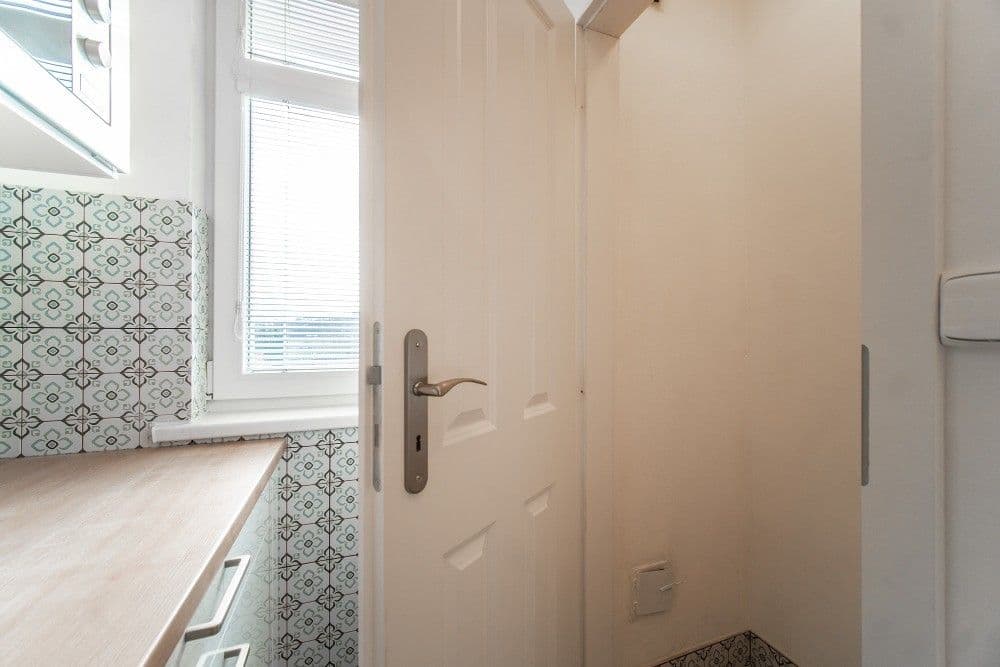 Prenájom bytu 2-izbový 53 m², Vladivostocká, Praha, Praha Prenájom bytu 2-izbový 53 m², Vladivostocká, Praha, Praha