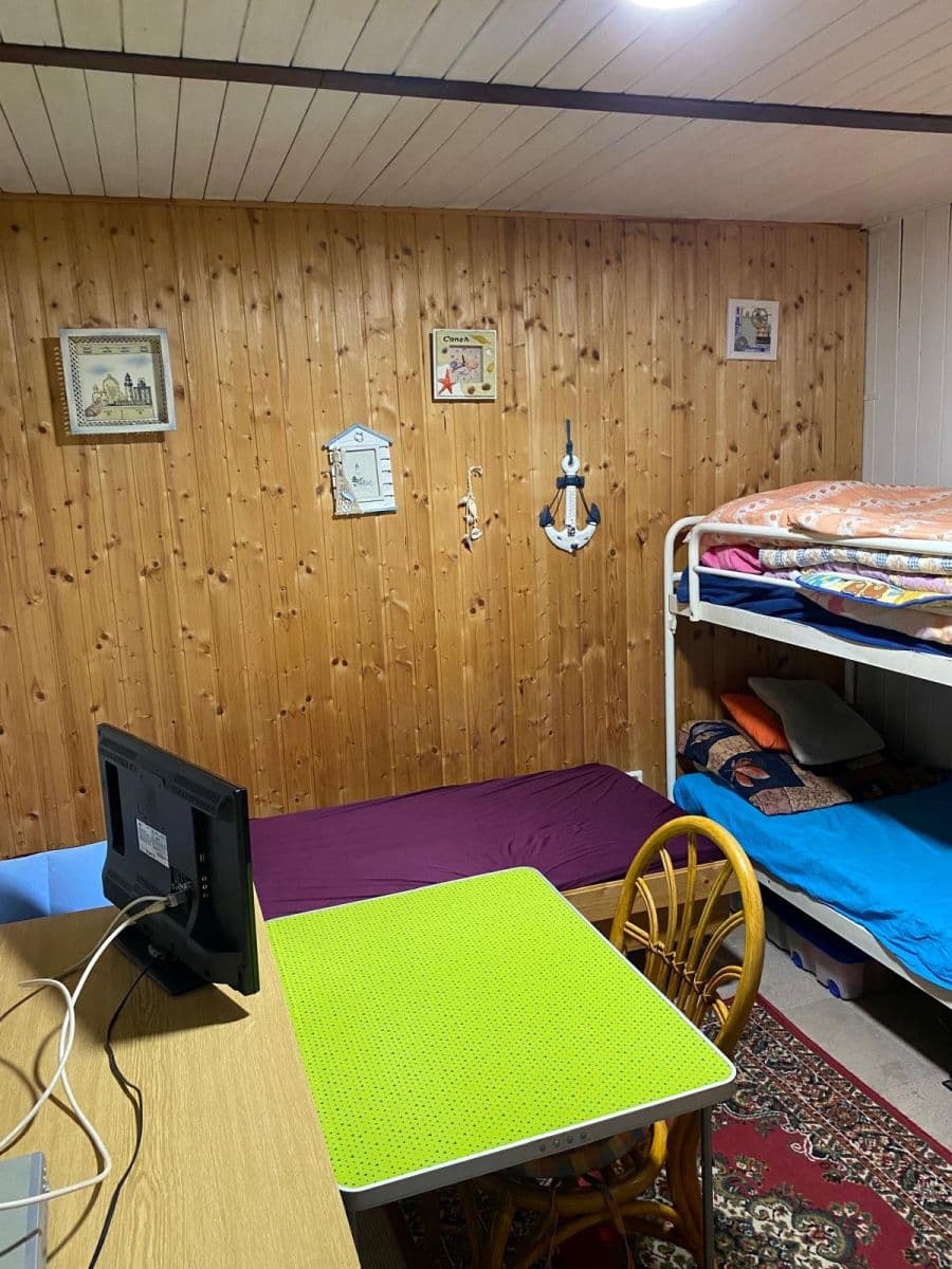 Predaj rekreačného objektu 48 m², pozemek 1.156 m², V Podskalí, Zadní Třebaň, Středočeský kraj Predaj rekreačného objektu 48 m², pozemek 1.156 m², V Podskalí, Zadní Třebaň, Středočeský kraj