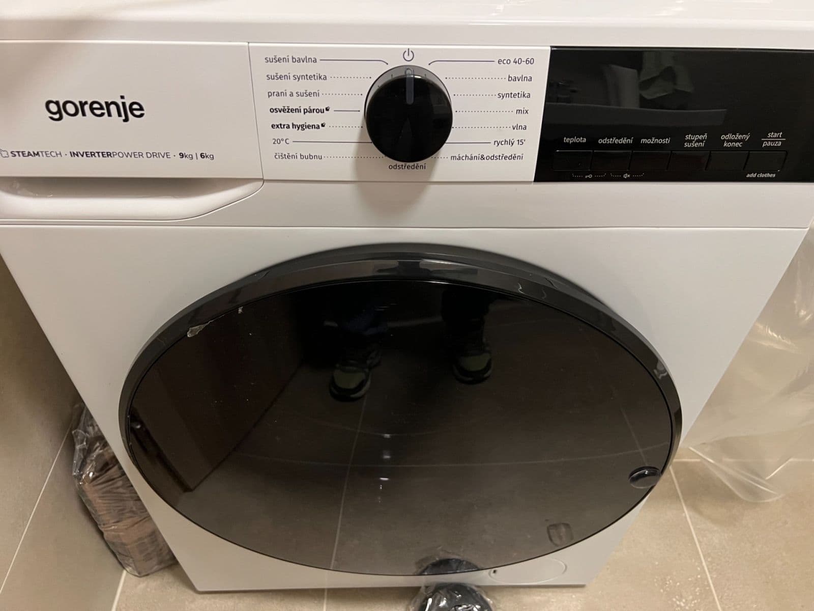 Prenájom bytu 1-izbový 36 m², Gerstelova, Praha, Praha Prenájom bytu 1-izbový 36 m², Gerstelova, Praha, Praha