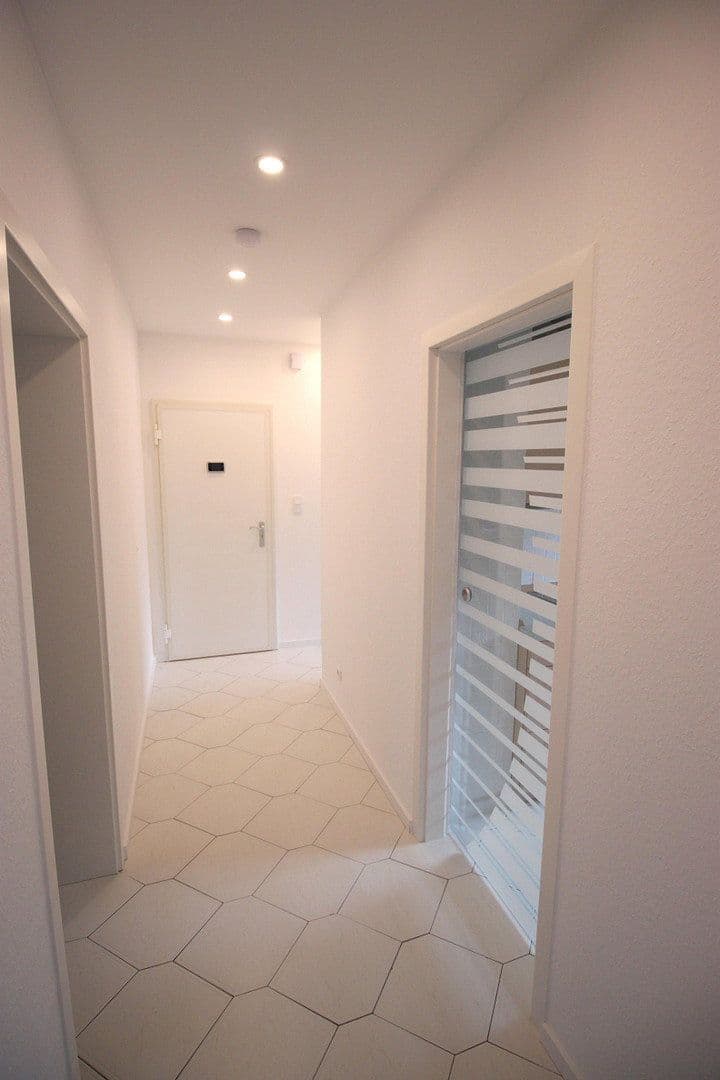 Prenájom bytu 3-izbový 65 m², Adolf-Friedrich-Straße 29, Troisdorf, Severné Porýnie - Westfálsko Prenájom bytu 3-izbový 65 m², Adolf-Friedrich-Straße 29, Troisdorf, Severné Porýnie - Westfálsko