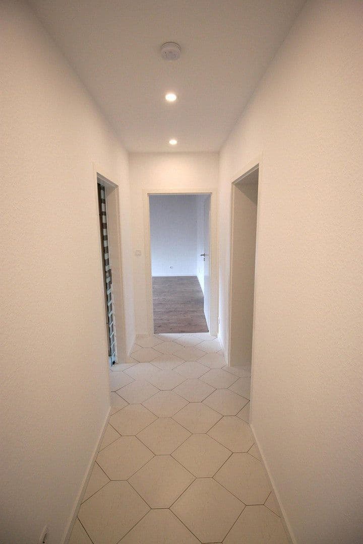 Prenájom bytu 3-izbový 65 m², Adolf-Friedrich-Straße 29, Troisdorf, Severné Porýnie - Westfálsko Prenájom bytu 3-izbový 65 m², Adolf-Friedrich-Straße 29, Troisdorf, Severné Porýnie - Westfálsko