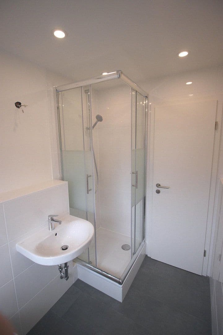 Prenájom bytu 3-izbový 65 m², Adolf-Friedrich-Straße 29, Troisdorf, Severné Porýnie - Westfálsko Prenájom bytu 3-izbový 65 m², Adolf-Friedrich-Straße 29, Troisdorf, Severné Porýnie - Westfálsko