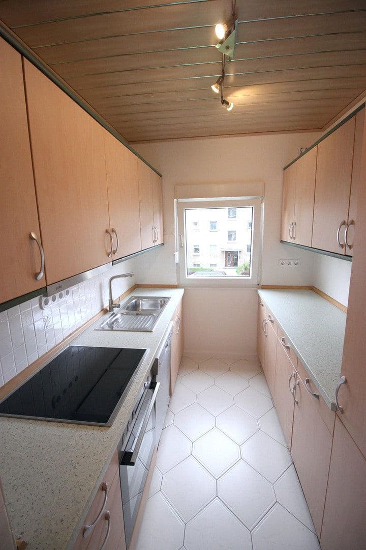 Prenájom bytu 3-izbový 65 m², Adolf-Friedrich-Straße 29, Troisdorf, Severné Porýnie - Westfálsko Prenájom bytu 3-izbový 65 m², Adolf-Friedrich-Straße 29, Troisdorf, Severné Porýnie - Westfálsko