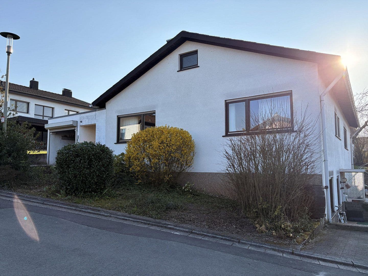 Predaj domu 165 m², pozemek 800 m², Friedrich-Ebert-Str. 40, Schiffweiler, Sársko Predaj domu 165 m², pozemek 800 m², Friedrich-Ebert-Str. 40, Schiffweiler, Sársko